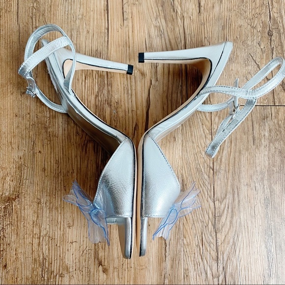 Kate Spade Giulia Silver Flower Appliqué Heels 9.5 - Picture 5 of 8